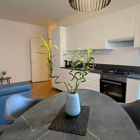 The Little Duck - Modern Apartment With Balcony كومو المظهر الخارجي الصورة